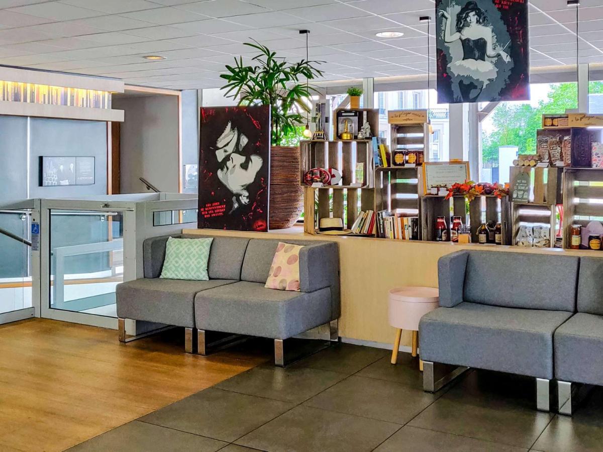 Novotel Saclay Kültér fotó