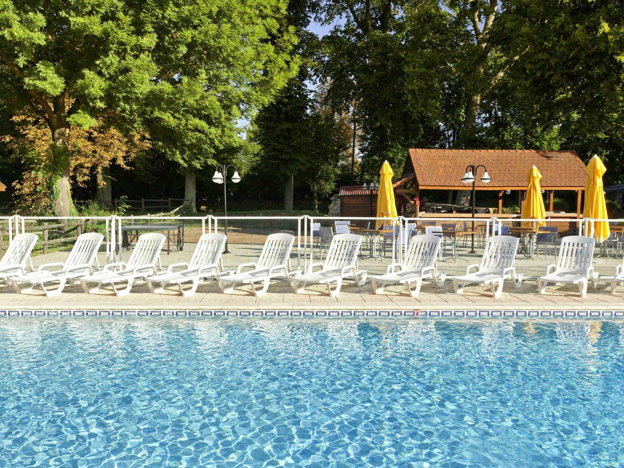 Novotel Saclay Kültér fotó