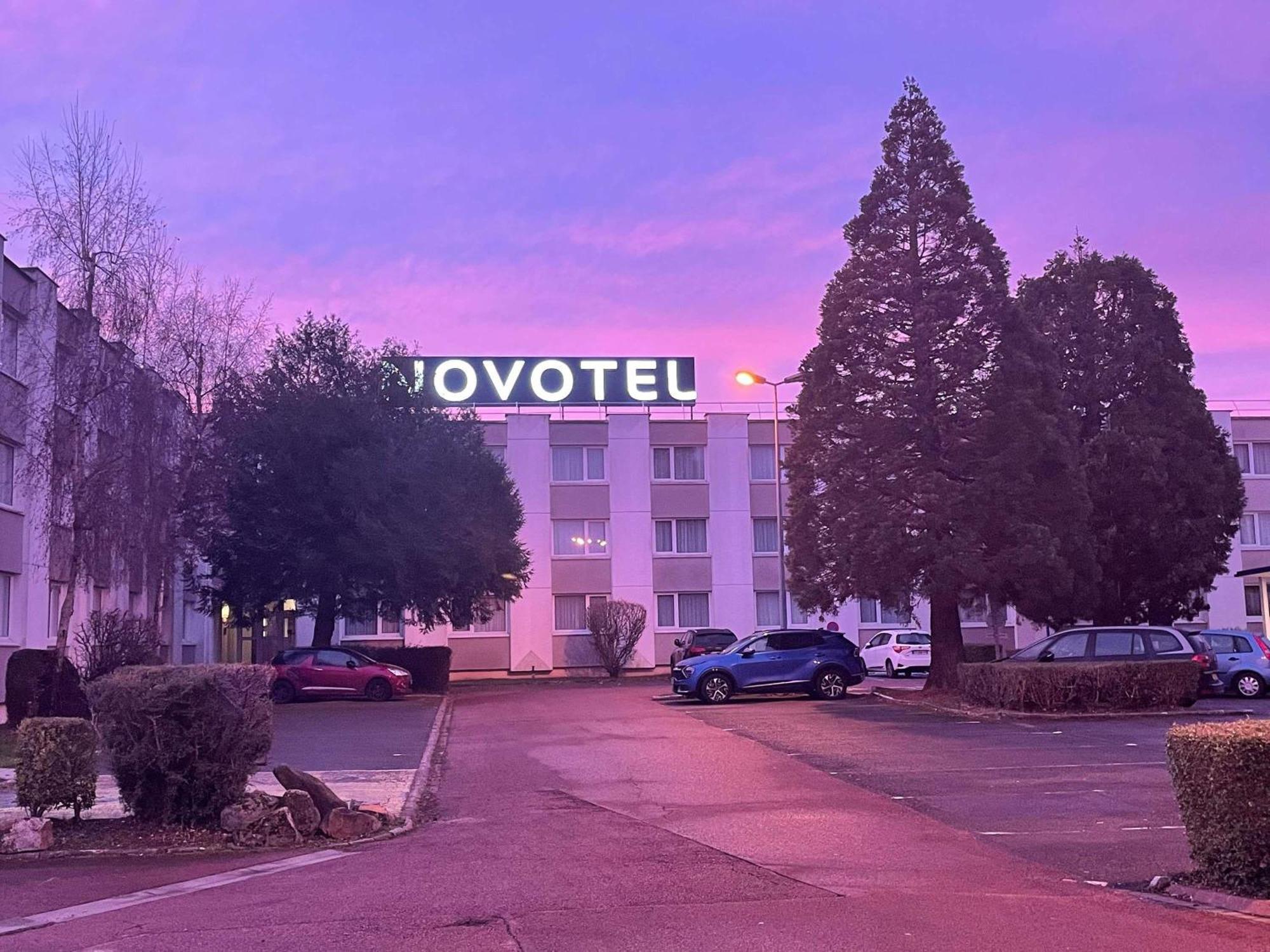 Novotel Saclay Kültér fotó