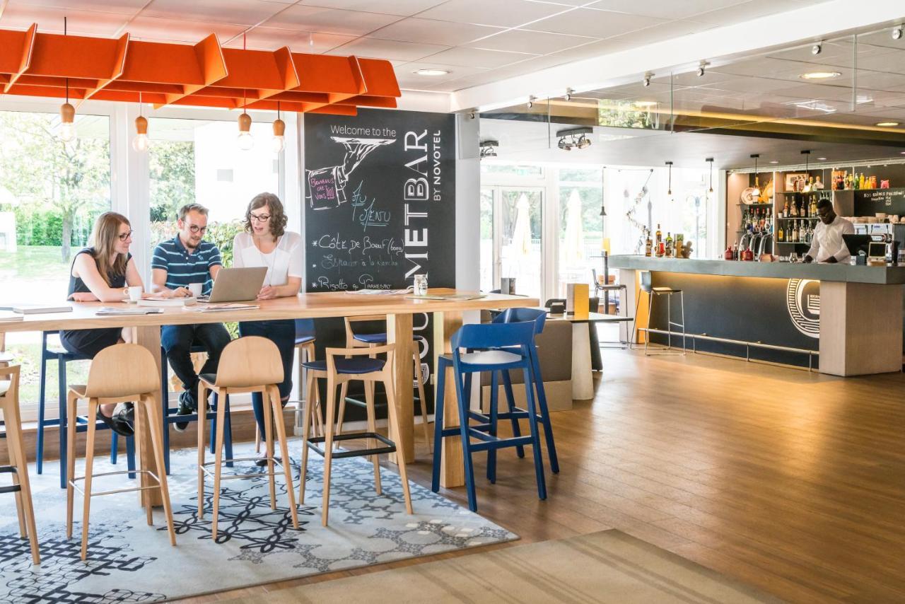 Novotel Saclay Kültér fotó